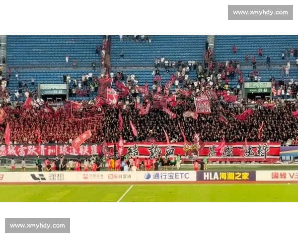 盐城主场 2-0 力克镇江！31833 名球迷见证苏超榜首之争